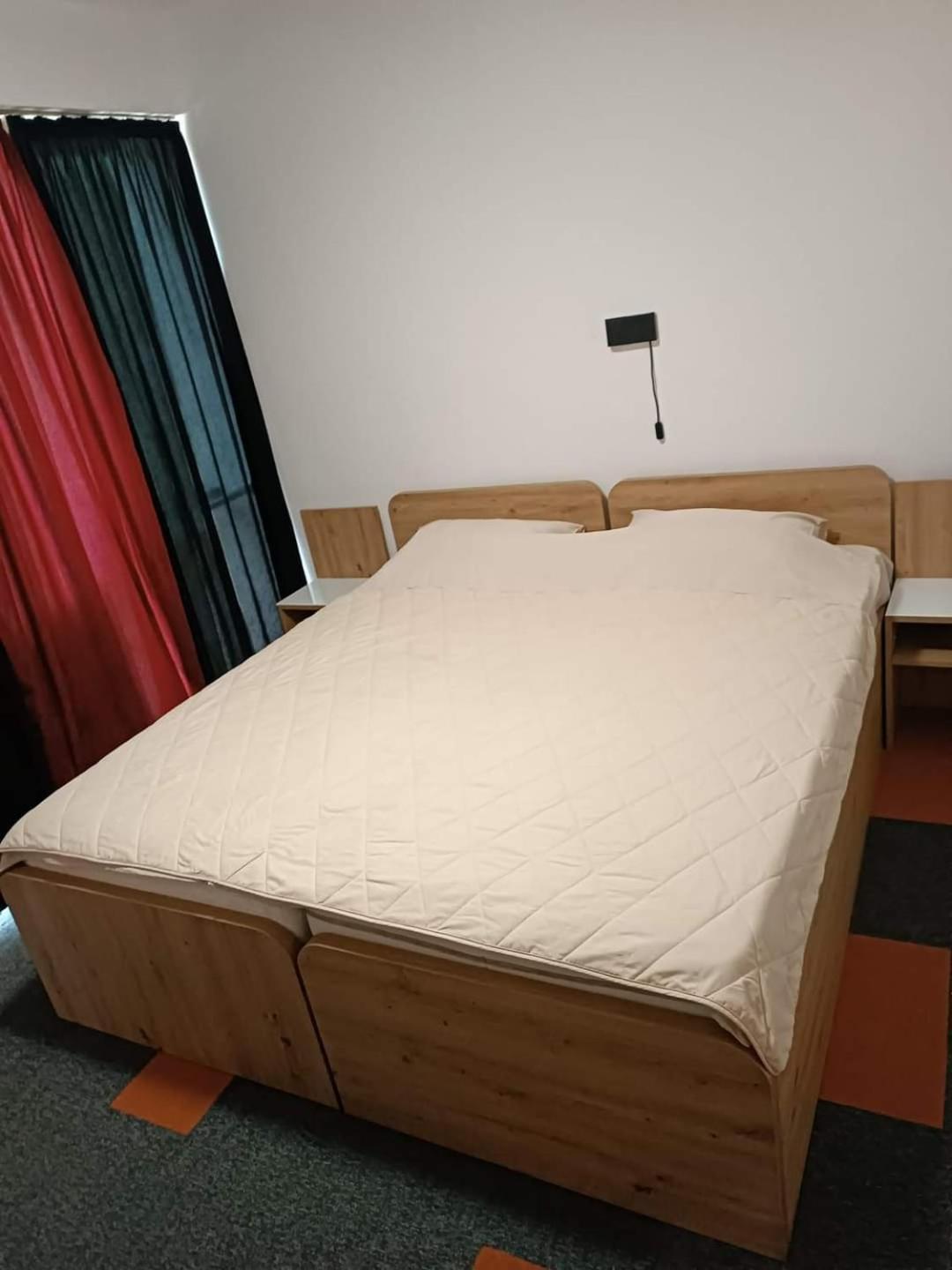 Hotel Brkic Sarajevo Airport - Free Parking Dış mekan fotoğraf
