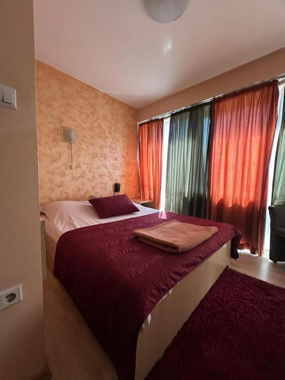 Hotel Brkic Sarajevo Airport - Free Parking Dış mekan fotoğraf