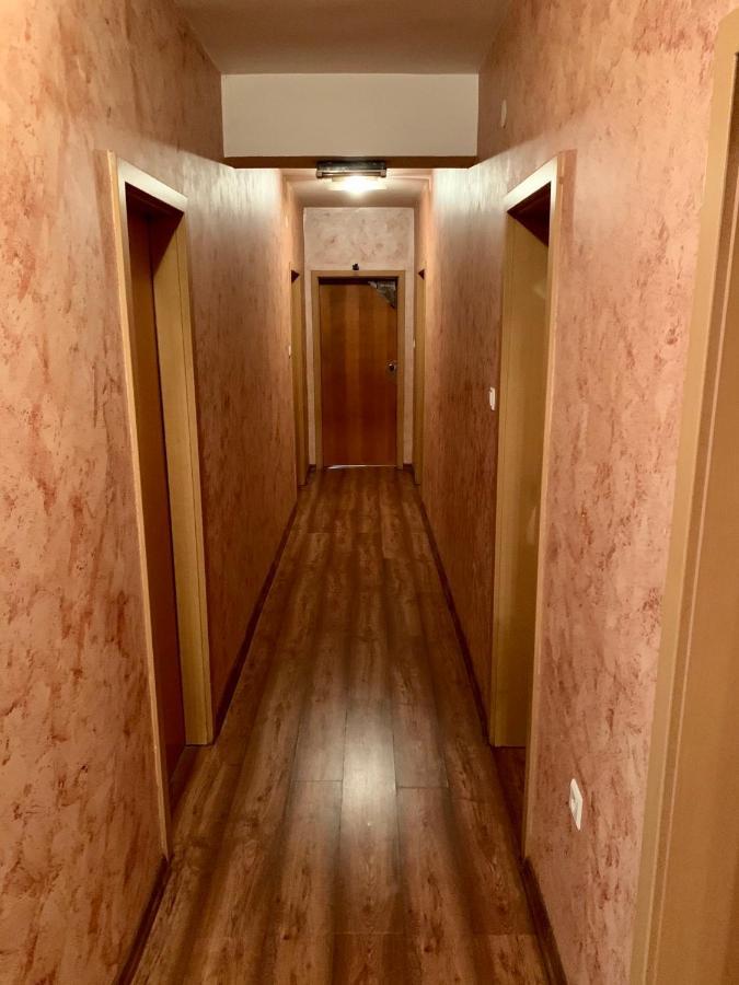 Hotel Brkic Sarajevo Airport - Free Parking Dış mekan fotoğraf